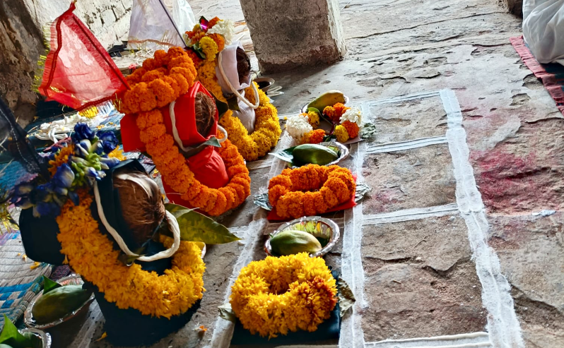 Pitra Dosh Nivaran Puja Varanasi